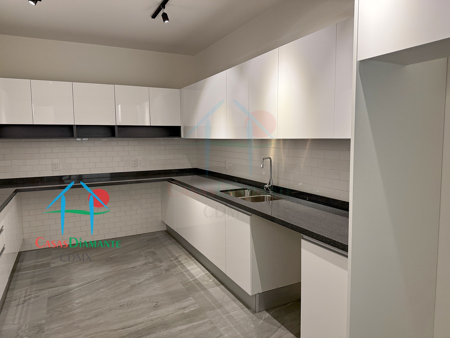 Las Aguilas Ursus AJA - Cocina 1 Las Aguilas Ursus AJA - Cocina 1